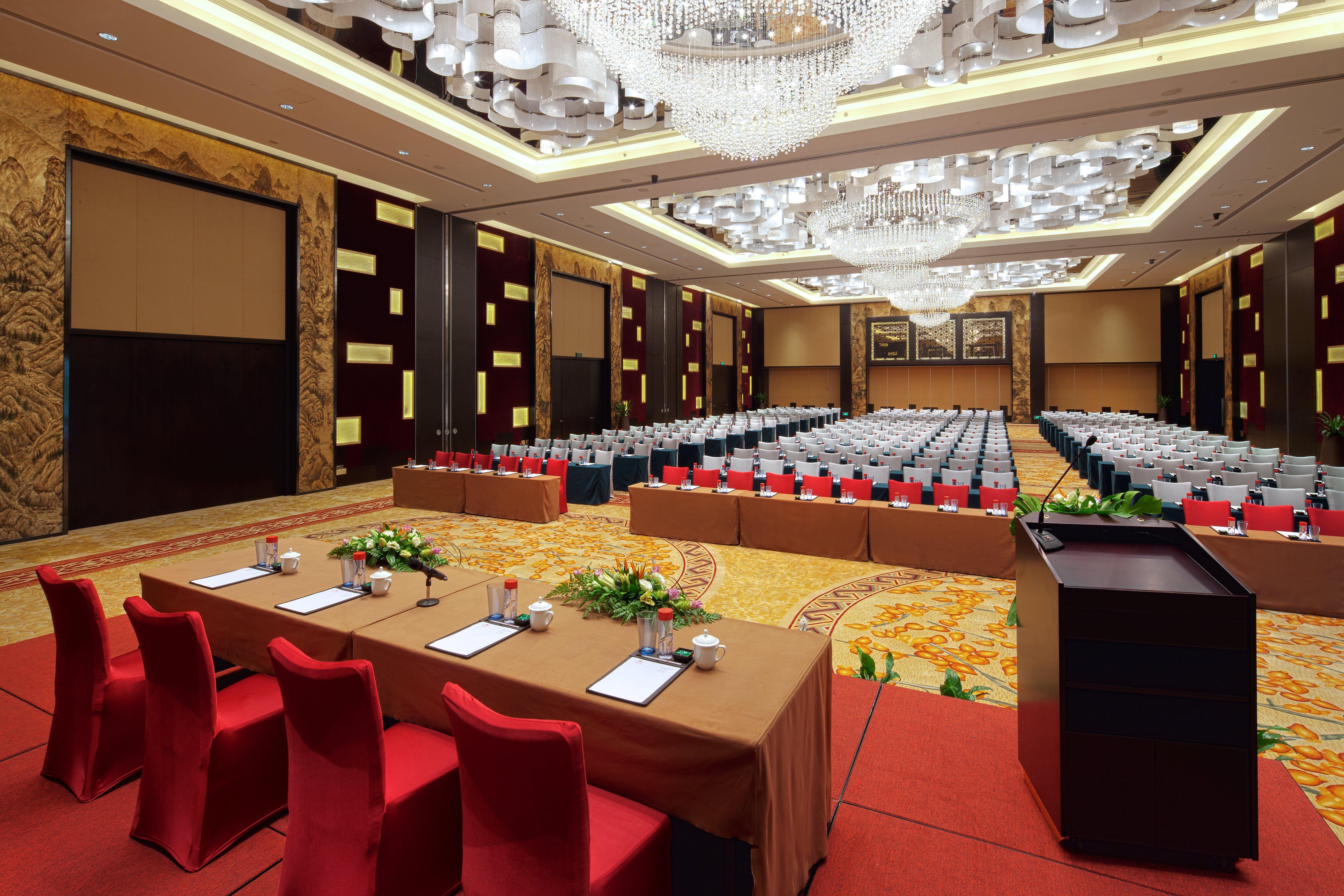 Crowne Plaza Guangzhou Huadu By Ihg - Free Shuttle Bus Between Hotel To Exhibition Center During Canton Fair Exterior photo