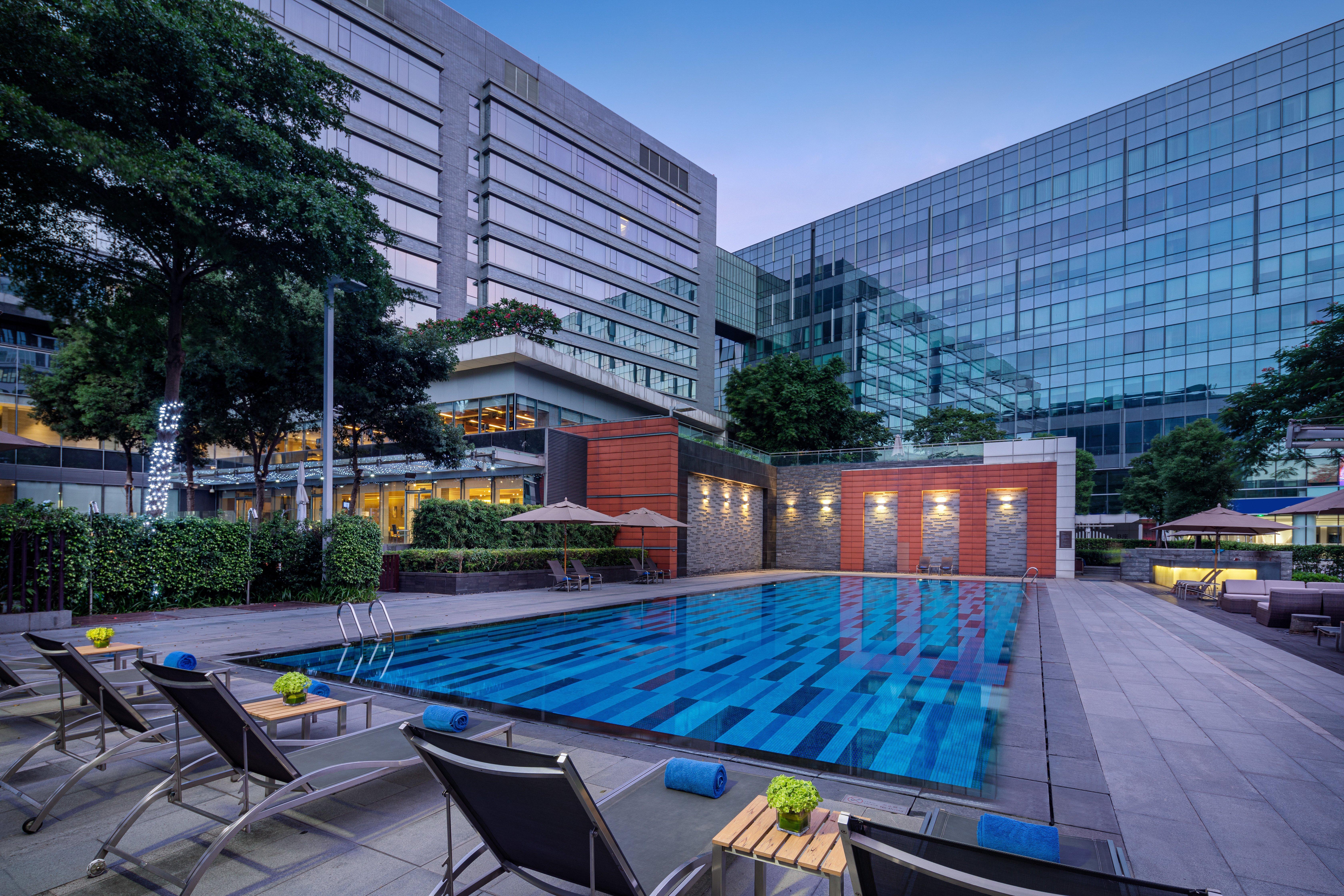 Crowne Plaza Guangzhou Huadu By Ihg - Free Shuttle Bus Between Hotel To Exhibition Center During Canton Fair Exterior photo