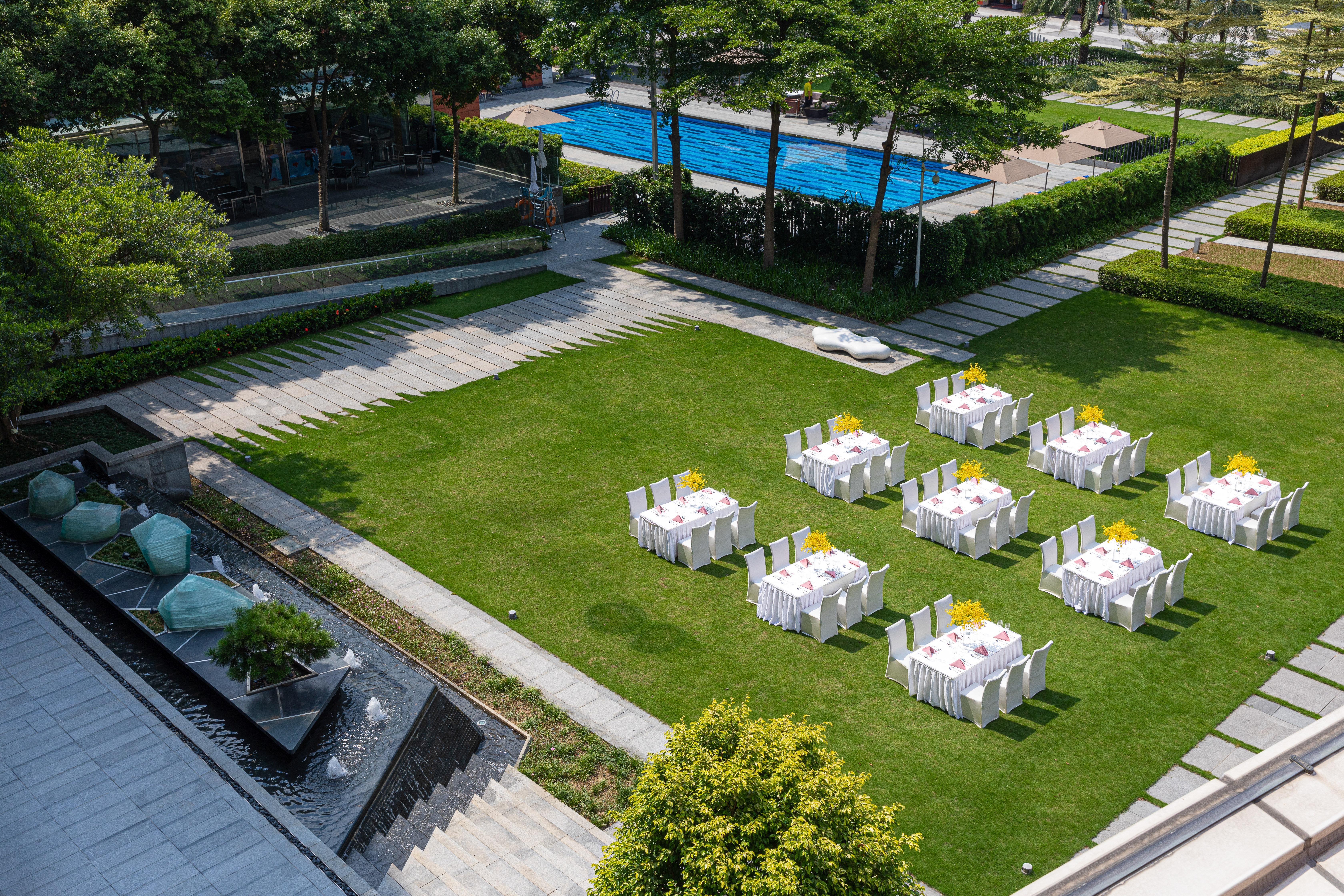 Crowne Plaza Guangzhou Huadu By Ihg - Free Shuttle Bus Between Hotel To Exhibition Center During Canton Fair Exterior photo